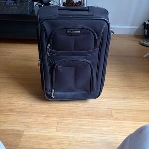 Delsey 2 wheels carry on BLACK